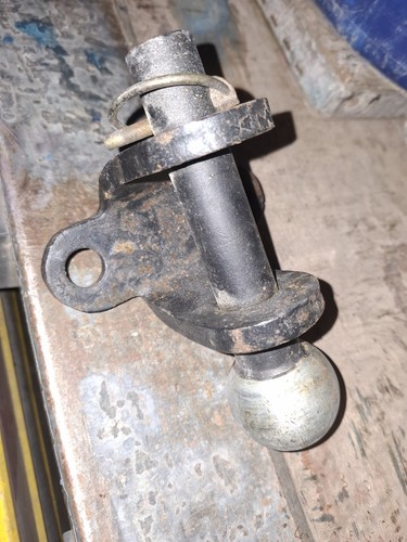 Tow bar towing hitch - hitch, and